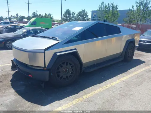 2024 Tesla Cybertruck All-wheel Drive VIN 7G2CEHEDXRA018121 фото 2