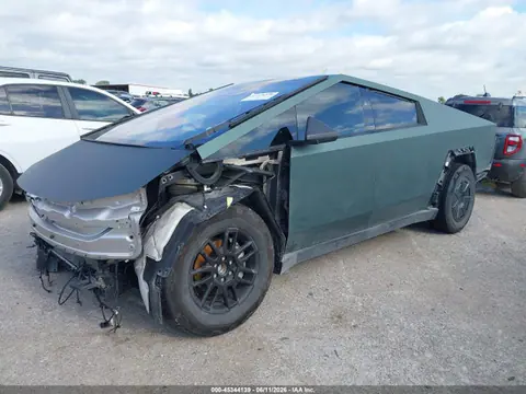 2025 Tesla Cybertruck All-wheel Drive VIN 7G2CEHED0SA081332 фото 2