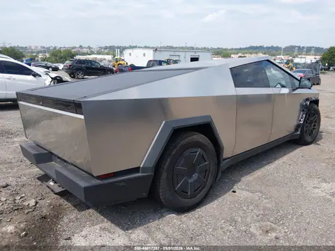 2025 Tesla Cybertruck All-wheel Drive VIN 7G2CEHED1SA074776 фото 4