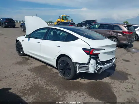2025 Tesla Model 3 Long Range All-wheel Drive VIN 5YJ3E1EB3SF885328 фото 3
