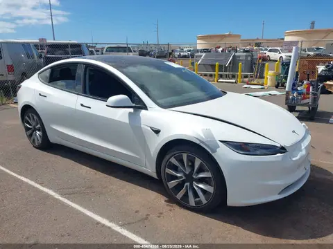 5YJ3E1EB3SF049096 — 2025 Tesla Model 3 Long Range ALL-Wheel Drive, Передняя часть (Front End), фото до ремонта