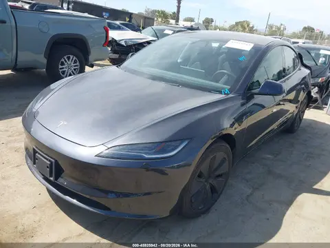 2025 Tesla Model 3 Long Range All-wheel Drive VIN 5YJ3E1EB1SF899986 фото 2