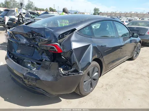 2025 Tesla Model 3 Long Range All-wheel Drive VIN 5YJ3E1EB1SF899986 фото 4