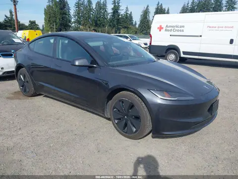 5YJ3E1EB2SF055360 — 2025 Tesla Model 3 Long Range ALL-Wheel Drive, Передняя часть слева (Left Front), фото до ремонта