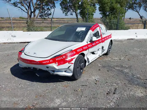 2022 Tesla Model 3 Long Range Dual Motor All-wheel Drive VIN 5YJ3E1EB3NF345949 фото 2