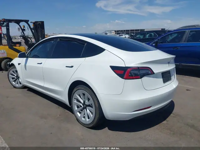 5YJ3E1EB7NF124581 — 2022 Tesla Model 3 Long Range Dual Motor ALL-Wheel Drive, фото 3 с аукциона IAAI 13.10.2026, Передняя часть справа
