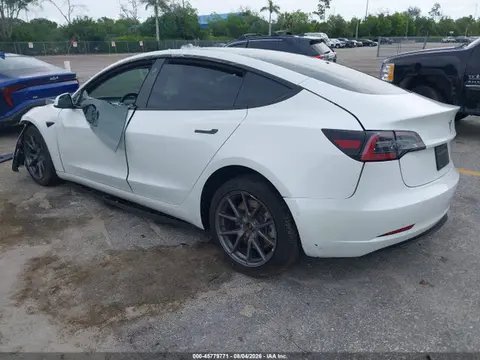 2022 Tesla Model 3 Long Range Dual Motor All-wheel Drive VIN 5YJ3E1EB1NF246157 фото 3