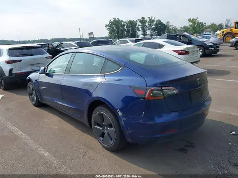 2022 Tesla Model 3 Long Range Dual Motor All-wheel Drive VIN 5YJ3E1EB3NF118700 фото 3