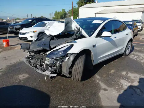 2022 Tesla Model 3 Long Range Dual Motor All-wheel Drive VIN 5YJ3E1EB0NF295589 фото 2