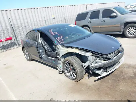 5YJ3E1EB4NF267035 — 2022 Tesla Model 3 Long Range Dual Motor ALL-Wheel Drive, Передняя часть (Front End), фото до ремонта