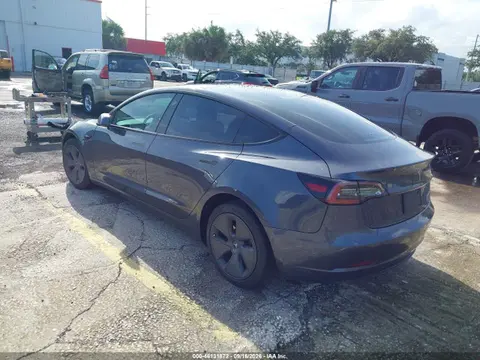 2022 Tesla Model 3 Long Range Dual Motor All-wheel Drive VIN 5YJ3E1EB6NF174064 фото 3