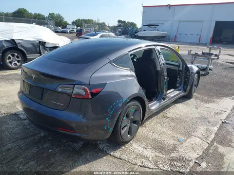 2022 Tesla Model 3 Long Range Dual Motor All-wheel Drive VIN 5YJ3E1EB6NF174064 фото 4