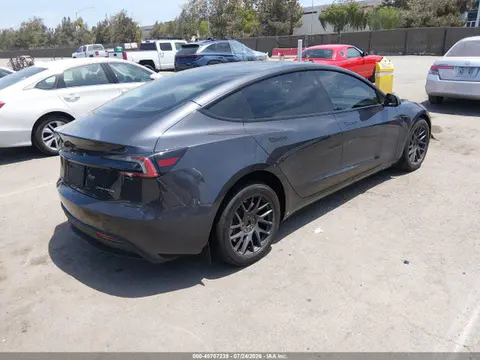 2024 Tesla Model 3 Long Range Dual Motor All-wheel Drive VIN 5YJ3E1EB3RF829495 фото 4