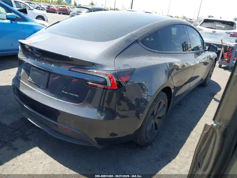 2024 Tesla Model 3 Long Range Dual Motor All-wheel Drive VIN 5YJ3E1EB4RF762471 фото 4