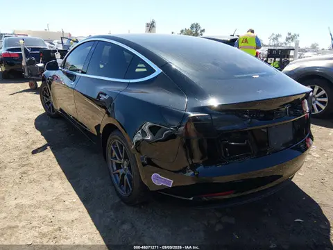 2019 Tesla Model 3 Long Range/mid Range/standard Range/standard Range Plus VIN 5YJ3E1EAXKF394584 фото 3