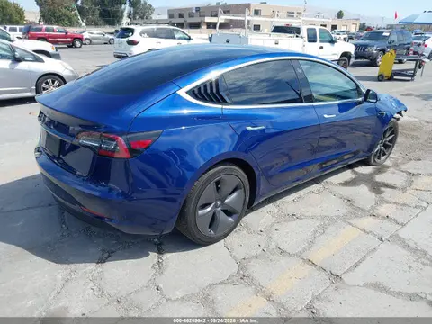 2019 Tesla Model 3 Long Range/mid Range/standard Range/standard Range Plus VIN 5YJ3E1EA2KF427111 фото 4