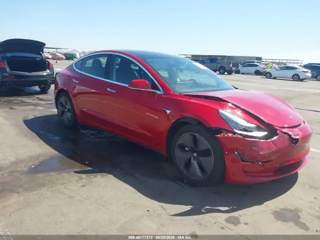 5YJ3E1EA1JF159456 — 2018 Tesla Model 3 Long Range/Mid Range, Передняя часть справа (Right Front), фото до ремонта