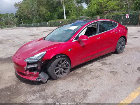 2018 Tesla Model 3 Long Range/mid Range VIN 5YJ3E1EA8JF016777 фото 2