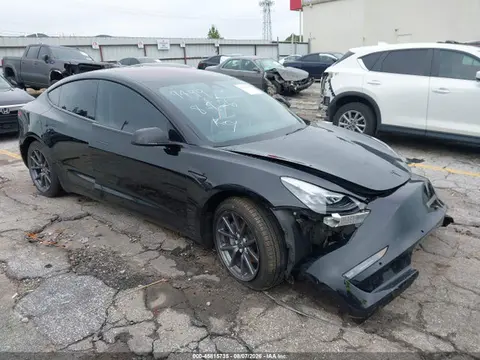 5YJ3E1EA0JF039499 — 2018 Tesla Model 3 Long Range/Mid Range, Передняя часть (Front & Rear), фото до ремонта