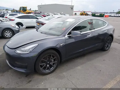 2018 Tesla Model 3 Long Range/mid Range VIN 5YJ3E1EA2JF158493 фото 2