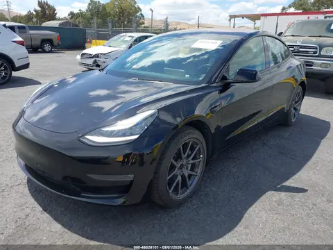 2018 Tesla Model 3 Long Range/mid Range VIN 5YJ3E1EA4JF109084 фото 2