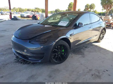 2018 Tesla Model 3 Long Range/mid Range VIN 5YJ3E1EA0JF166771 фото 2