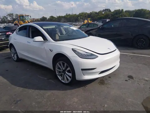5YJ3E1EA3JF024981 — 2018 Tesla Model 3 Long Range/Mid Range, Передняя часть (Front End), фото до ремонта