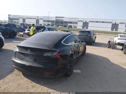 2018 Tesla Model 3 Long Range/performance VIN 5YJ3E1EB0JF181991 фото 4