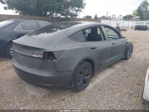 2018 Tesla Model 3 Long Range/performance VIN 5YJ3E1EB0JF127302 фото 4