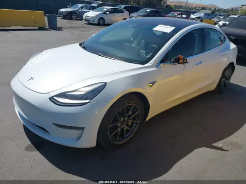 2018 Tesla Model 3 Long Range/performance VIN 5YJ3E1EBXJF066976 фото 2