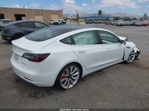 2018 Tesla Model 3 Long Range/performance VIN 5YJ3E1EB2JF081357 фото 4