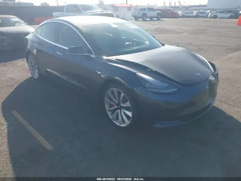 5YJ3E1EB7JF171118 — 2018 Tesla Model 3 Long Range/Performance, Передняя часть (Front End), фото до ремонта