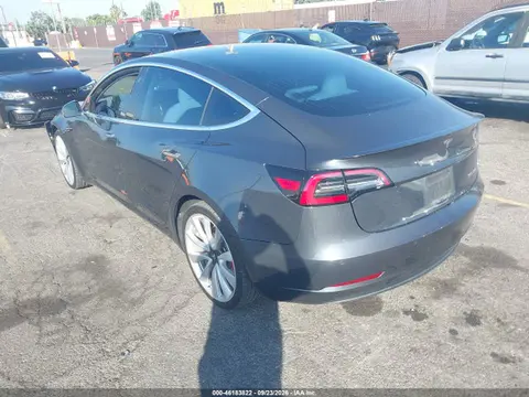 2018 Tesla Model 3 Long Range/performance VIN 5YJ3E1EB7JF171118 фото 3
