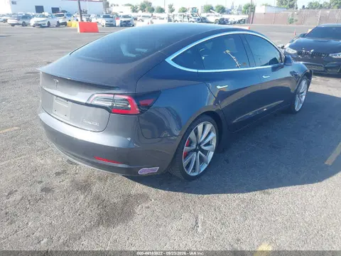 2018 Tesla Model 3 Long Range/performance VIN 5YJ3E1EB7JF171118 фото 4