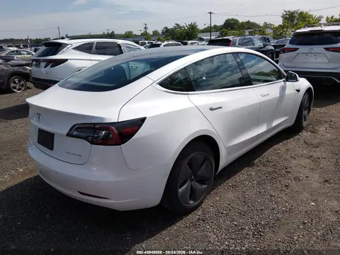 2019 Tesla Model 3 Long Range/performance VIN 5YJ3E1EB5KF511884 фото 4