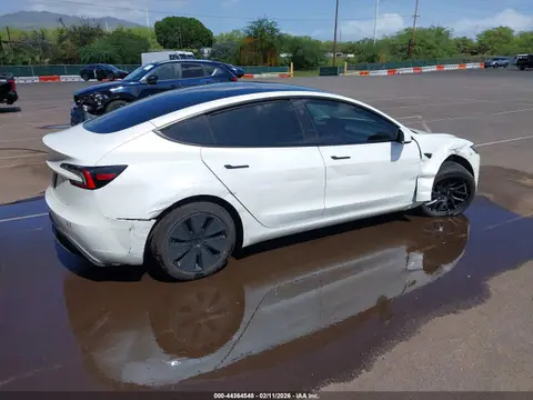 2025 Tesla Model 3 Long Range Rear-wheel Drive/standard Rear-wheel Drive VIN 5YJ3E1EA0SF981943 фото 4