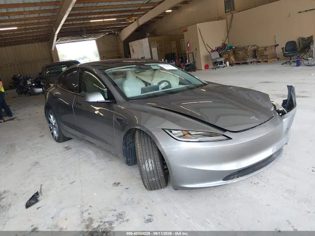 2025 Tesla Model 3 Long Range Rear-wheel Drive/standard Rear-wheel Drive VIN 5YJ3E1EA3SF042625 фото 1