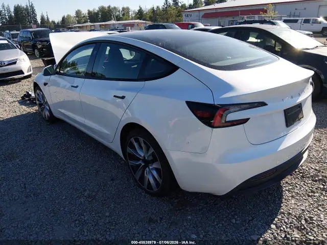 5YJ3E1EA9SF048364 — 2025 Tesla Model 3 Long Range Rear-Wheel Drive/Standard Rear-Wheel Drive, фото 3 с аукциона IAAI 14.10.2026, Передняя часть