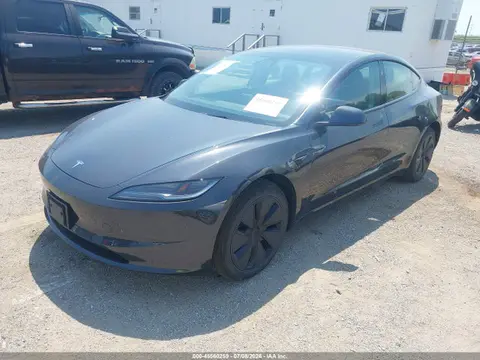 2025 Tesla Model 3 Long Range Rear-wheel Drive/standard Rear-wheel Drive VIN 5YJ3E1EA1SF000678 фото 2