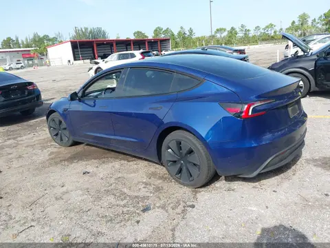 2025 Tesla Model 3 Long Range Rear-wheel Drive/standard Rear-wheel Drive VIN 5YJ3E1EA7SF010213 фото 3