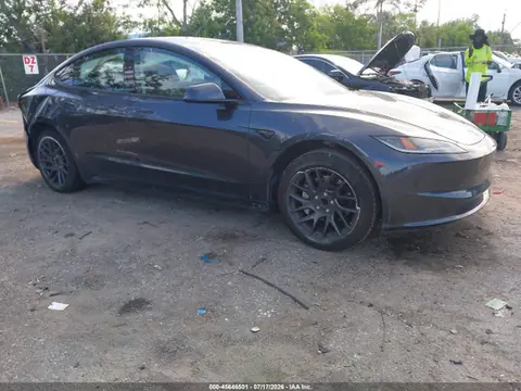 2025 Tesla Model 3 Long Range Rear-wheel Drive/standard Rear-wheel Drive VIN 5YJ3E1EA4SF032637 фото 1