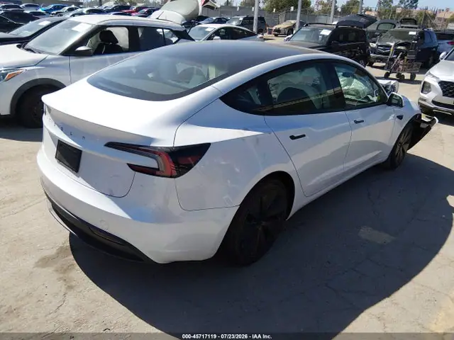 5YJ3E1EA7SF877434 — 2025 Tesla Model 3 Long Range Rear-Wheel Drive/Standard Rear-Wheel Drive, фото 4 с аукциона IAAI 30.09.2026, Передняя часть