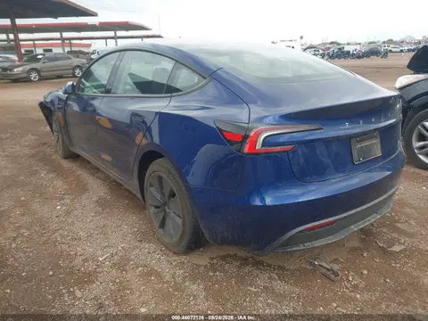 2025 Tesla Model 3 Long Range Rear-wheel Drive/standard Rear-wheel Drive VIN 5YJ3E1EA5SF879554 фото 3