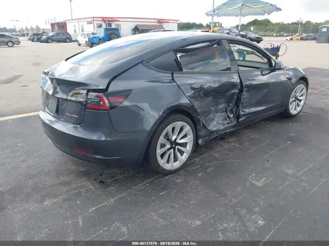2022 Tesla Model 3 Long Range VIN 5YJ3E1EB7NF247202 фото 4