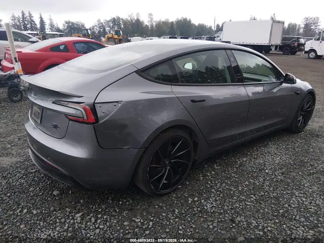 5YJ3E1ET1RF856588 — 2024 Tesla Model 3 Performance ALL-Wheel Drive, фото 4 с аукциона IAAI 30.09.2026, Передняя часть