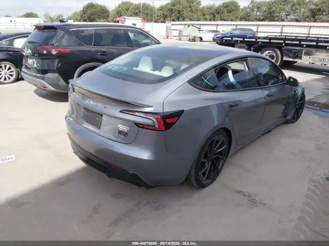 2026 Tesla Model 3 Performance All-wheel Drive VIN 5YJ3E1ET3TF171127 фото 4
