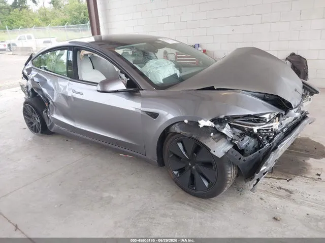 2026 Tesla Model 3 Premium Rear-wheel Drive/rear-wheel Drive VIN 5YJ3E1EA9TF136137 фото 1