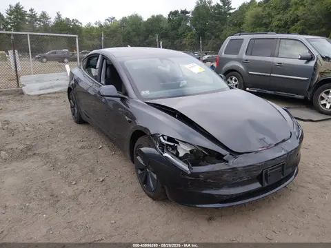 5YJ3E1EA8TF190111 — 2026 Tesla Model 3 Premium Rear-Wheel Drive/Rear-Wheel Drive, Передняя часть справа (Right Front), фото до ремонта