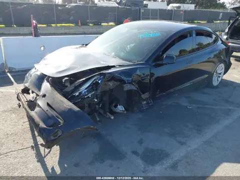 2022 Tesla Model 3 Rear-wheel Drive VIN 5YJ3E1EA4NF186754 фото 2