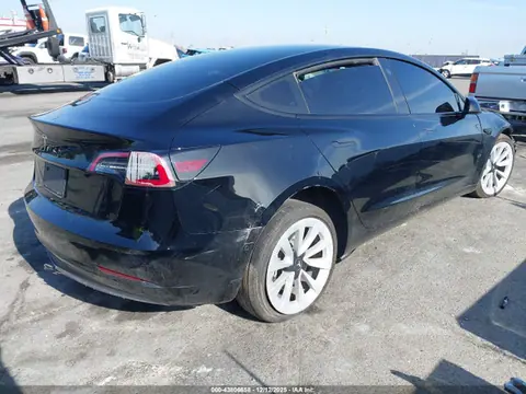 2022 Tesla Model 3 Rear-wheel Drive VIN 5YJ3E1EA4NF186754 фото 4